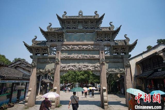 逃离潮湿的房屋